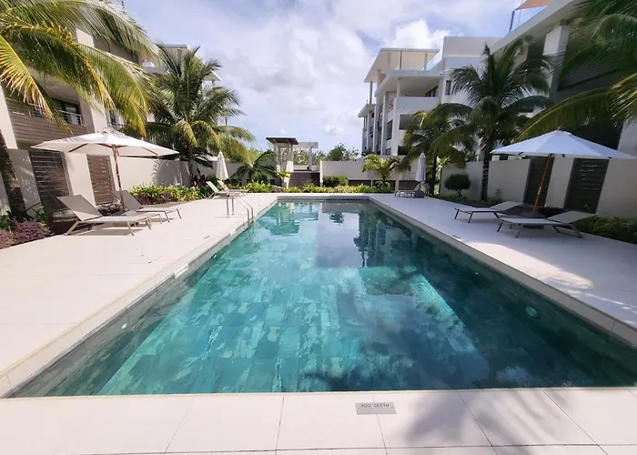 Beachwalk Deluxe Apartment - 50 Steps To The Beach