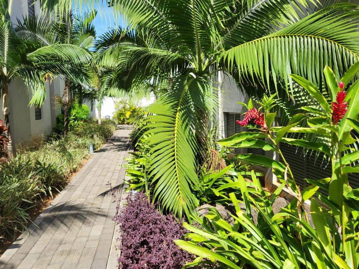 Beachwalk Deluxe - 50 Steps To The Cap Malheureux
