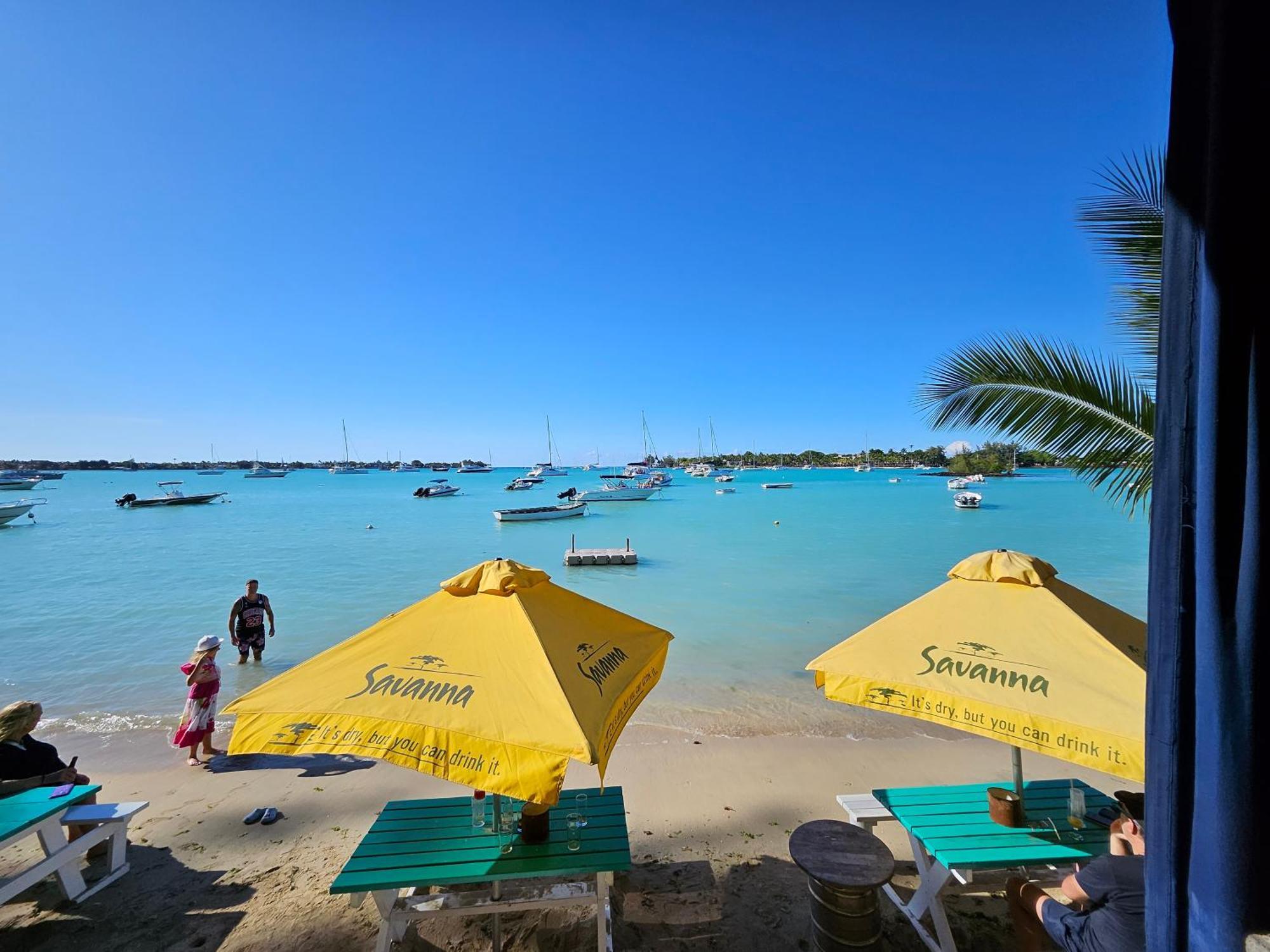 Beachwalk Deluxe - 50 Steps To The كاب مالهيريوكْسْ